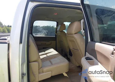 2013 Chevrolet Silverado 1500 Lt z USA, uszkodzony, nr VIN 3GCPKSE77DG346462